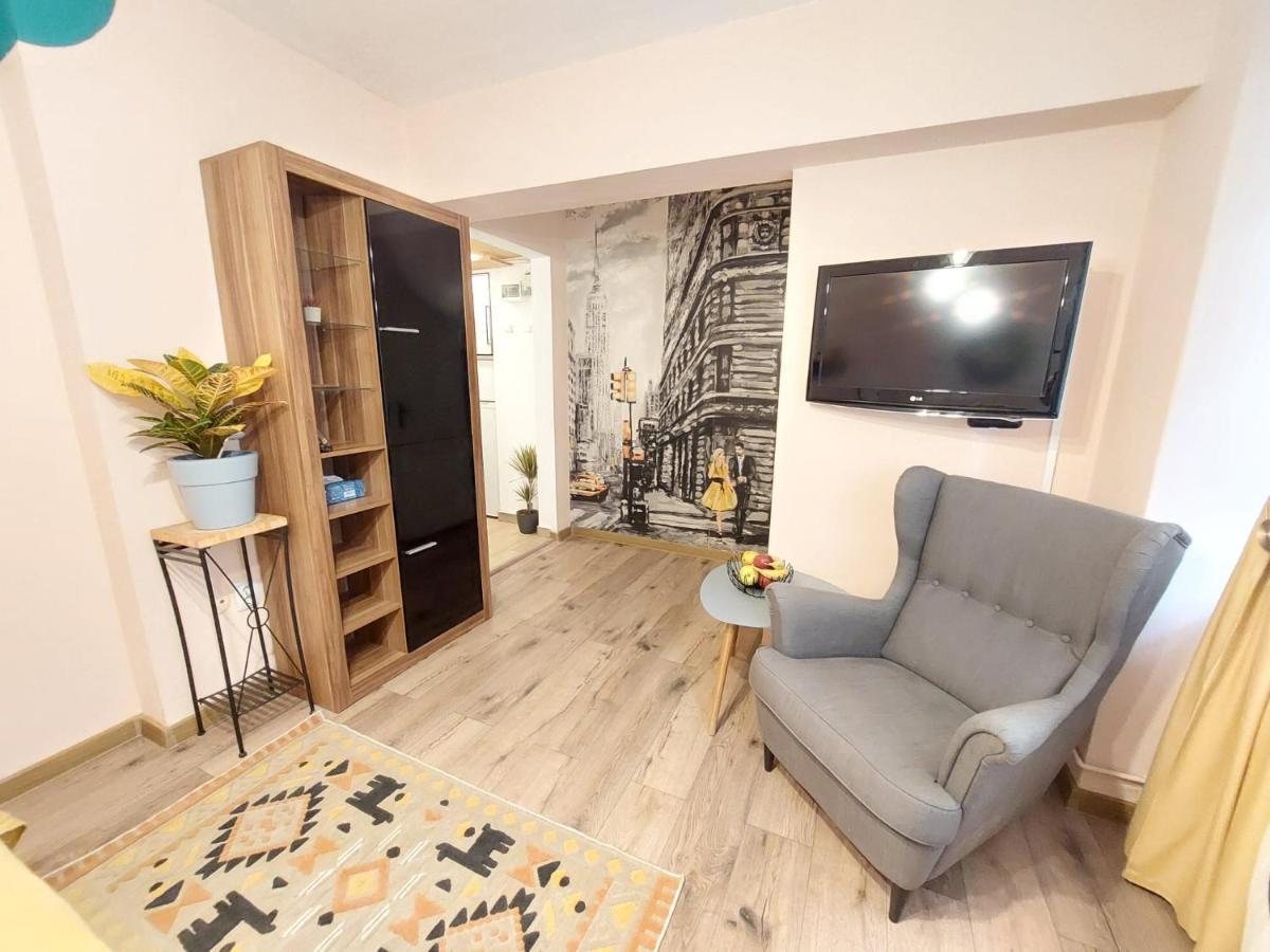 Laroka House Cosy Studio Universitate Bucarest Extérieur photo